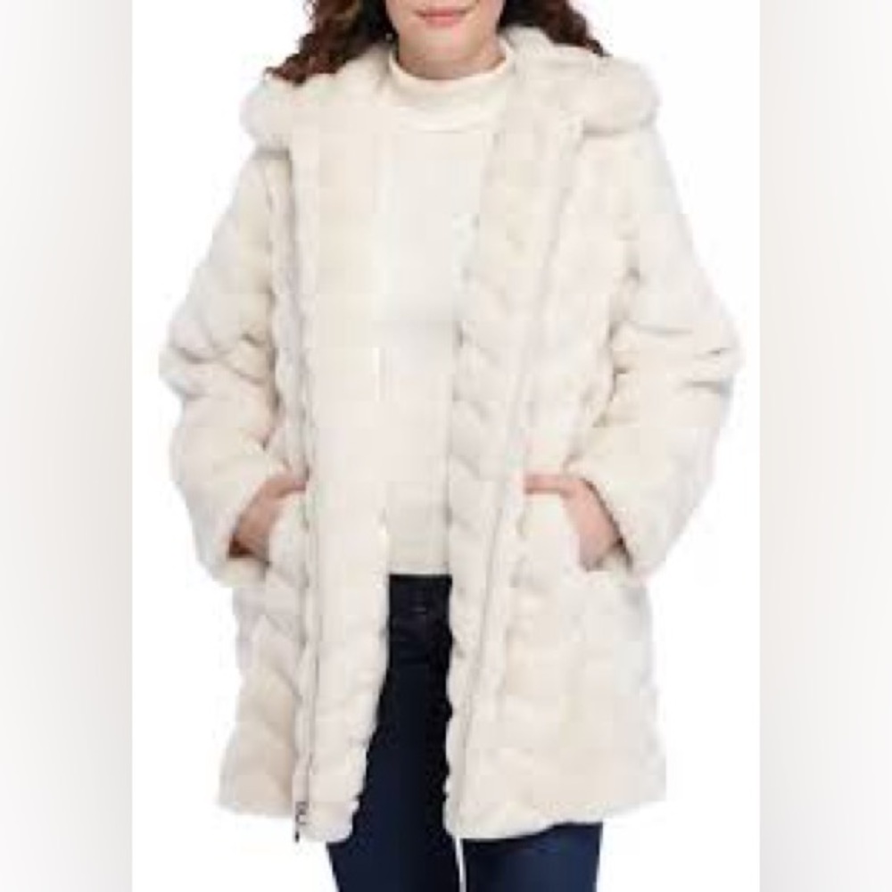 NEW Gallery Chevron Faux Fur Cream Hooded Jacket Winter Luxurious Warm Cozy Coat - Picture 4 of 14
